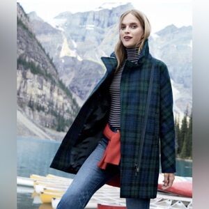 J. Crew Black Watch Tartan Wool Blue and Green Plaid Autumn Winter Coat Size 2
